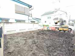現在建物を建築中です、建築中の物件については現地確認の他、同施工会社の完成施工例のご案内、担当者のプレゼンテーションにてご検討ください。
