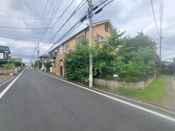 実際に室内をご見学頂くと生活のイメージが広がります。家具を置いたイメージや窓からの景色など、現地で体感ください。
