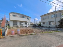 現在建物を建築中です、建築中の物件については現地確認の他、同施工会社の完成施工例のご案内、担当者のプレゼンテーションにてご検討ください。適切なご検討の方法をご説明させて頂きます。
