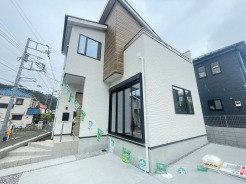 建物が完成しましたので室内のご見学予約スタート。当日のご見学予約も大歓迎です。お気軽にご連絡ください。エステート白馬国分寺店は火曜水曜も営業しております。
