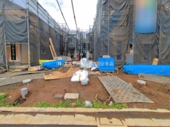 現地のご見学予約もスタートしました。周辺で売りに出ている物件も沢山御座います。まとめてご見学ができますのでお気軽にお申しつけください。
