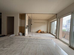 家族が一番集まる場所だから広々としつつも素敵な空間であって欲しい。みんながくつろぐリビングからキッチンまでが一つの空間のように繋がる間取り。
