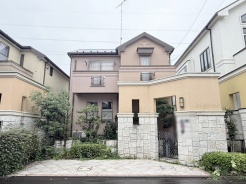 現地ご見学の際、スタッフが様々なご質問に対応いたします、周辺環境、前面道路、建築可能な建物について、ぜひご相談ください。
