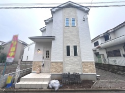 建物が完成しましたので室内のご見学予約スタート。当日のご見学予約も大歓迎です。お気軽にご連絡ください。エステート白馬国分寺店は火曜水曜も営業しております。
