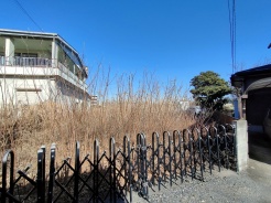 ＪＲ宇都宮線「東大宮」駅東口徒歩３分、提携駐車場もあります。エステート白馬東大宮店までお気軽にお問い合わせください。
