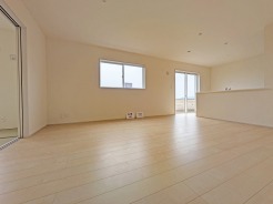 5号棟 開放感と採光にこだわった、16帖のＬＤＫ。
