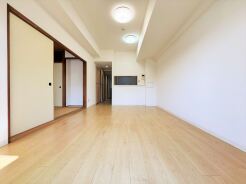 リビングは家具の配置も思いのまま。自由度が高い設計です。
