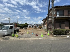 B号地 閑静な住宅地で、小さなお子様がいるご家族にも安心。
