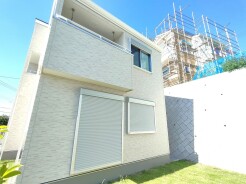 5号棟 ウェブや資料からでは得られないヒントがたくさん見つかる完成物件です。
