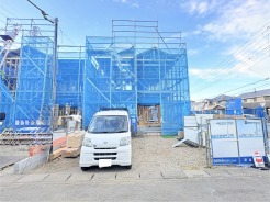 3号棟 鴻巣駅まで徒歩１２分。この距離だと、運動不足も少し解消されるかも。
