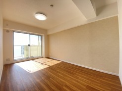 南側に大きな窓を配置、明るいリビングが出来ました。
