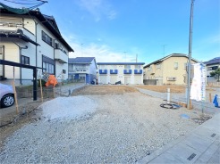 南道路に面した、陽当たり良好な物件です。
