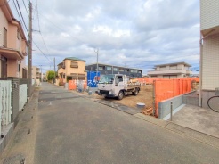 越谷市宮本町３丁目