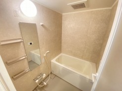 内装リフォーム済みでキレイです。
