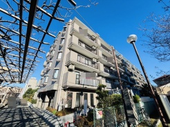 リフォーム工事完了しています。現地で仕上がりをご覧ください。
