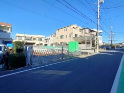 基礎から完成済みの住まいまで、各工程をご確認いただけます。
