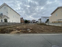 ＪＲ宇都宮線「東大宮」駅東口徒歩３分、提携駐車場もあります。エステート白馬東大宮店までお気軽にお問い合わせください。
