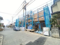 1号棟 閑静な住宅地で、小さなお子様がいるご家族にも安心。
