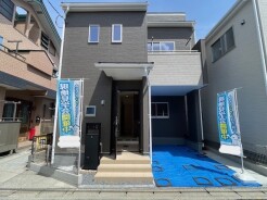 春日部駅徒歩15分。 忙しい朝が助かる立地、 暮らしにゆとりが生まれます。
