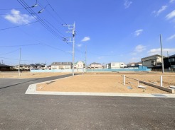 風通し・日当たりに優れる角地。開放感をお楽しみください。
