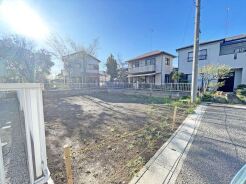 蓮田駅徒歩10分の近さ。 忙しい朝が助かる立地、 暮らしにゆとりが生まれます。
