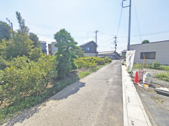 3号地 閑静な住宅地で、小さなお子様がいるご家族にも安心。

