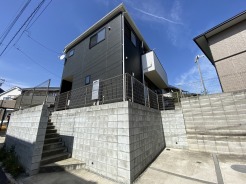 南道路に面した住まいは、お客様の自慢になるかも知れません。
