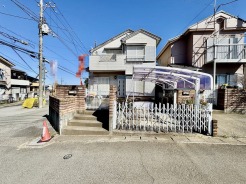 風通し・日当たりに優れる角地。開放感をお楽しみください。
