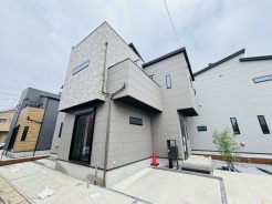 B号棟 ウェブや資料からでは得られないヒントがたくさん見つかる完成物件です。
