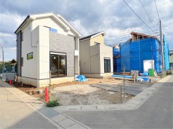 ＪＲ宇都宮線「東大宮」駅東口徒歩３分、提携駐車場もあります。エステート白馬東大宮店までお気軽にお問い合わせください。
