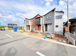 閑静な住宅地で、小さなお子様がいるご家族にも安心。
