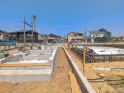 春日部市緑町２丁目