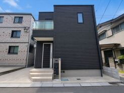 車の通りも少ない閑静な住宅地。子育てにも、第二の人生にも。
