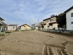 敷地４５３m2、芝生の庭が入る余裕の広さ。
