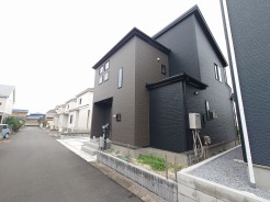 閑静な住宅地で叶える、穏やかな新生活が待ってます。
