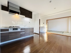 家族団らんの時間も増えそうな、くつろぎのＬＤＫ。
