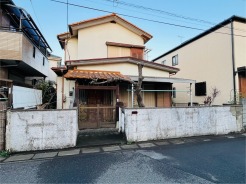 より整った街づくりを目指す地区計画の施行区域内。落ち着いた街並みもご見学の対象にしてください。
