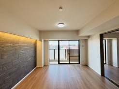 ご家族みんながゆったりくつろげる広々リビング。
