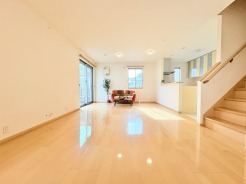 家族団らんの時間も増えそうな、くつろぎのＬＤＫ。
