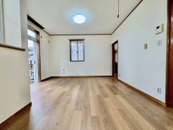 リビングは家具の配置も思いのまま。自由度が高い設計です。
