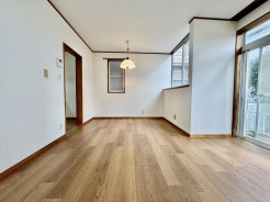 家族が自然に集りそうな広さが魅力のＬＤＫ。
