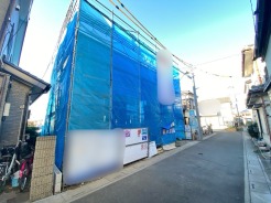 同じグレードで建てられた最寄りの完成物件を、参考にご覧になれます。
