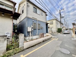 風通し・日当たりに優れる角地。開放感をお楽しみください。
