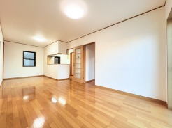 家族団らんの時間も増えそうな、くつろぎのＬＤＫ。
