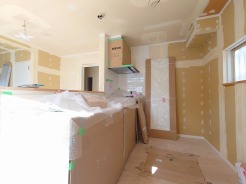 料理をしながらでも、ご家族との会話を楽しめる対面キッチン。
