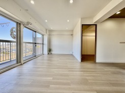 家族が自然に集りそうな広さが魅力のＬＤＫ。
