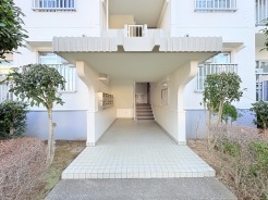 売主様ご退居済み。お気兼ねなくご見学いただけます。ごゆっくりどうぞ。
。
