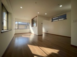 開放感と採光にこだわった、約16.5帖のＬＤＫ。
