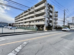 ウェブや資料からでは得られないヒントがたくさん見つかる完成物件です。
