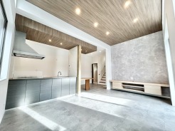 家族団らんの時間も増えそうな、くつろぎのＬＤＫ。
